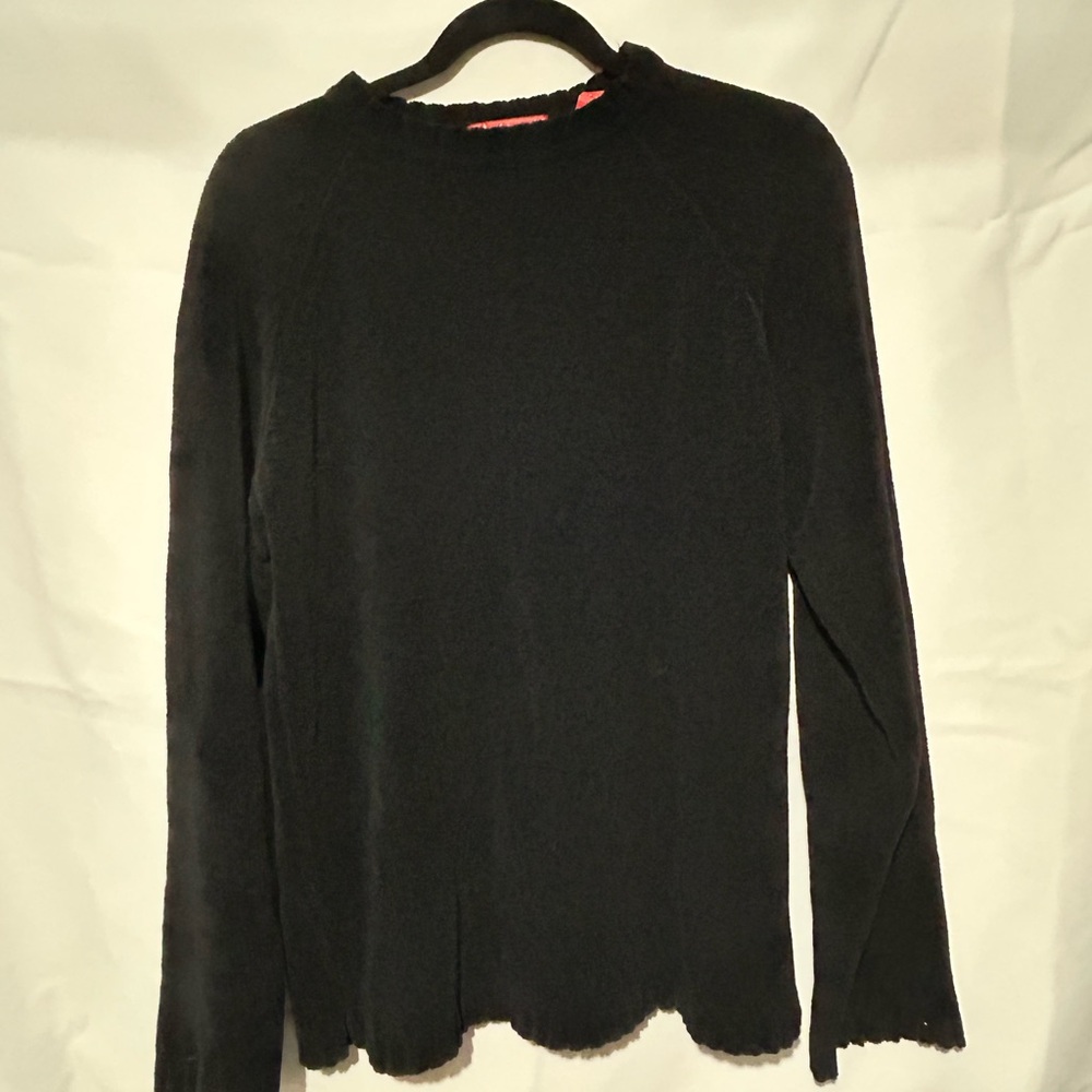 Woody’s Retro Lounge Black Long Sleeve Sweater